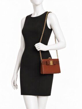 Salvatore Ferragamo Vara Bow Brown Leather Chain Shoulder Bag Vintage
